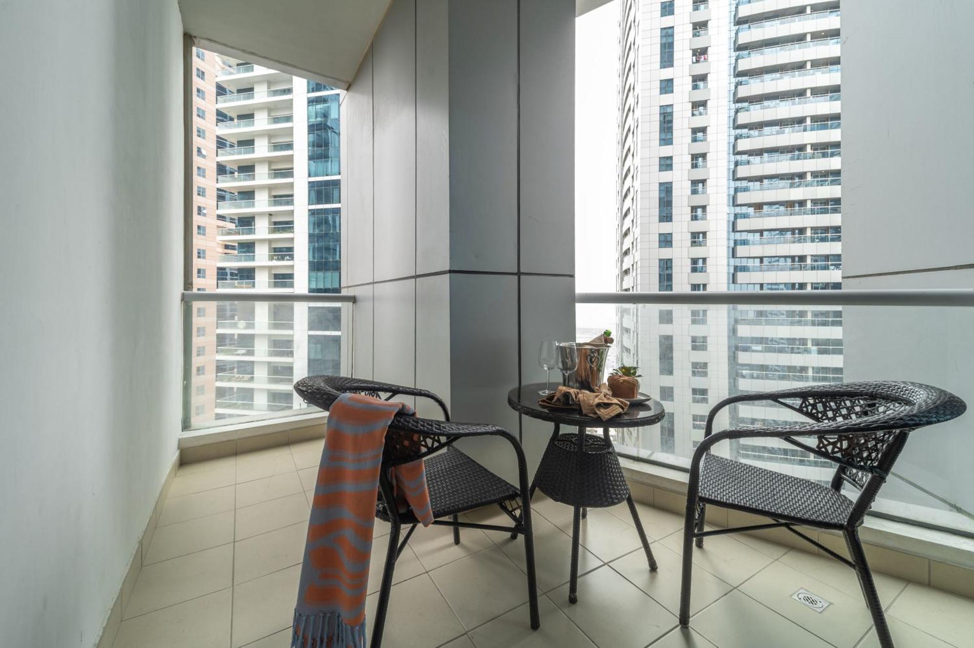 Frank Porter - Torch Tower Dubai Exterior foto