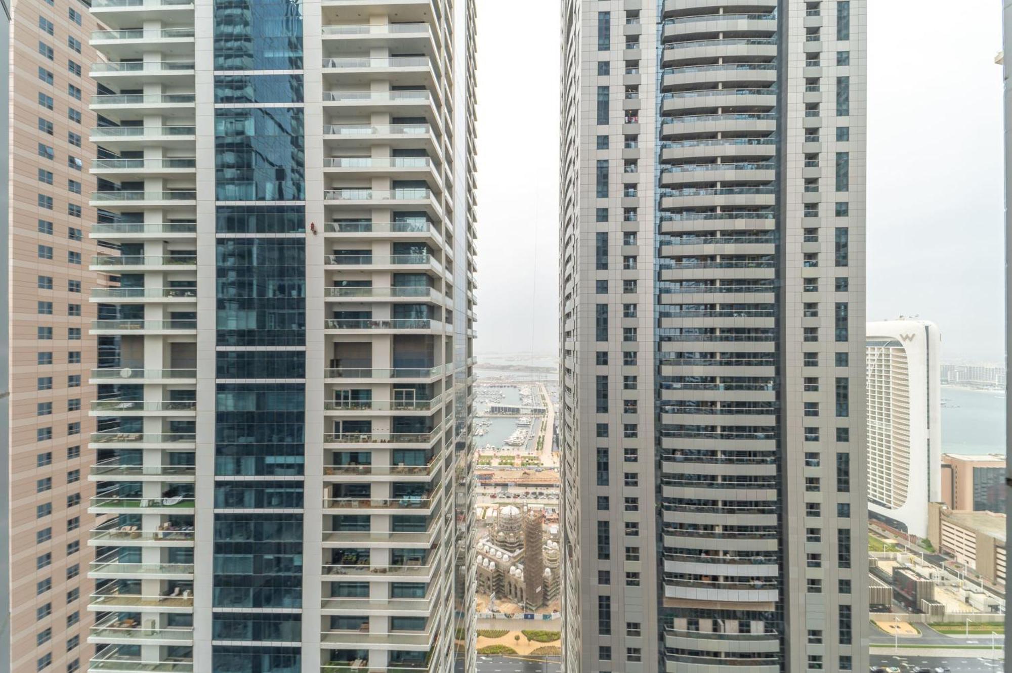 Frank Porter - Torch Tower Dubai Exterior foto