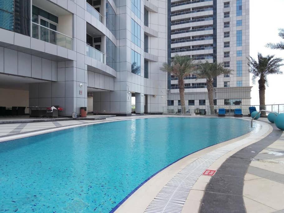 Frank Porter - Torch Tower Dubai Exterior foto
